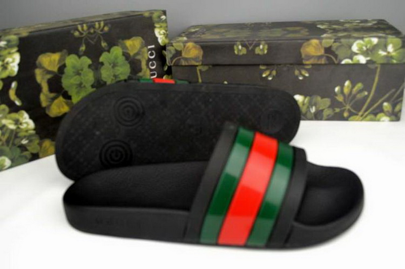 Gucci Men Slippers_060